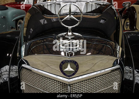 Fragment d'une limousine Mercedes-Benz 300 S Cabriolet (W 188 I), 1953. Banque D'Images