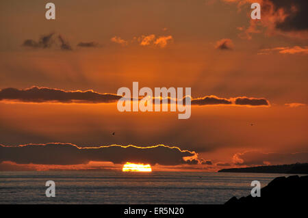 Coucher du soleil à Lajes do Pico, côte sud, île de Pico, Açores, Portugal Banque D'Images