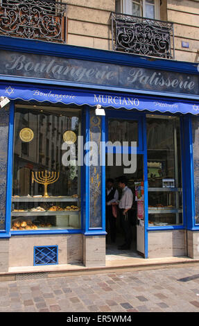 Boulangerie, boutique juive dans le quartier du Marais, Paris, France, Europe Banque D'Images