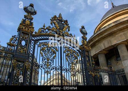 Maisons près de Parc Monceau, Paris, France, Europe Banque D'Images