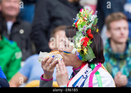 Fans de Dnipro, 27 mai 2015 - Football : l'UEFA Europa League match final entre FC Dniepr Dniepropetrovsk 2-3 FC Séville au Stadion Narodowy à Varsovie, Pologne. (Photo de Maurizio Borsari/AFLO) Banque D'Images