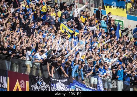 Fans de Dnipro, 27 mai 2015 - Football : l'UEFA Europa League match final entre FC Dniepr Dniepropetrovsk 2-3 FC Séville au Stadion Narodowy à Varsovie, Pologne. (Photo de Maurizio Borsari/AFLO) Banque D'Images