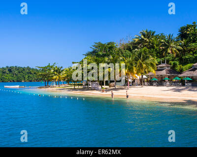 Plage des Caraïbes, Erol Flynn Marina, Port Antonio, Jamaïque région Portland, Grandes Antilles, Jamaïque Banque D'Images