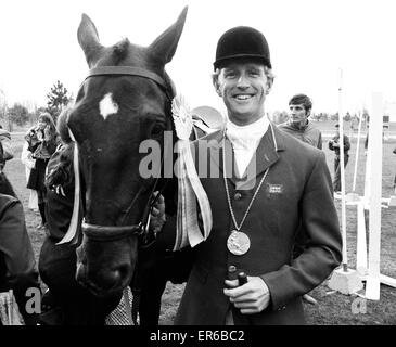 Concours complet d'équitation à la Munch Jeux Olympiques, vendredi 1er septembre 1972. Richard Meade, en remportant la médaille d'or individuelle olympique rider. Banque D'Images