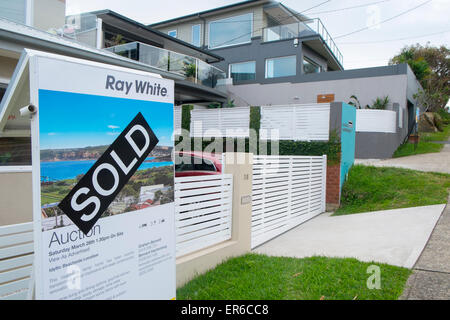 Accueil en vente vendu aux enchères en Australie Sydney, Curl Curl Banque D'Images