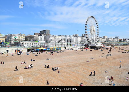 Vue de la grande roue de la jetée de Brighton Banque D'Images