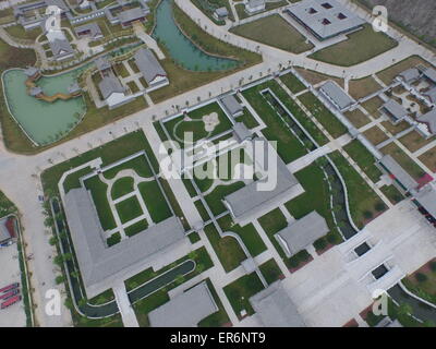 Hangzhou, Chine. 28 mai, 2015. Une vue aérienne du nouveau "Palais d'été', aussi connu sous le nom de "Yuanmingyuan', dans l'Hengdian World Studios à Yiwu, Zhejiang Province de la Chine de l'Est 28 mai 2015. La première phase de la construction d'un nouvel "Ancien Palais d' même taille moyenne avec l'originale à Beijing a été achevée. Credit : Panda Eye/Alamy Live News Banque D'Images