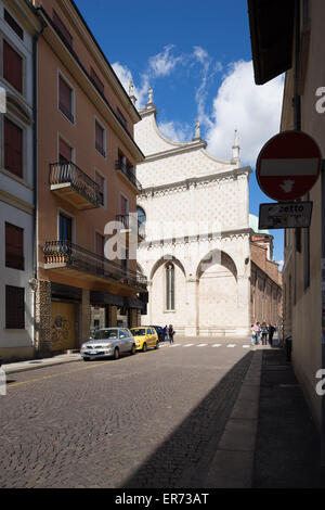 La Cathédrale de Vicence dans la Piazza del Duomo, à Vicenza en Italie. Architecte Andrea Palladio. Banque D'Images