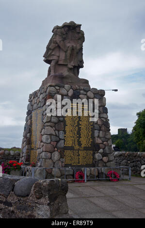 Monument commémoratif de guerre du régiment Highland avec inscription gaélique par Alexander Carrick, 1923, Oban, Argyll and Bute, Ecosse Banque D'Images