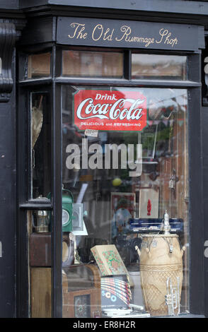 Junk Shop dans la ville de Derbyshire Wirksworth Banque D'Images