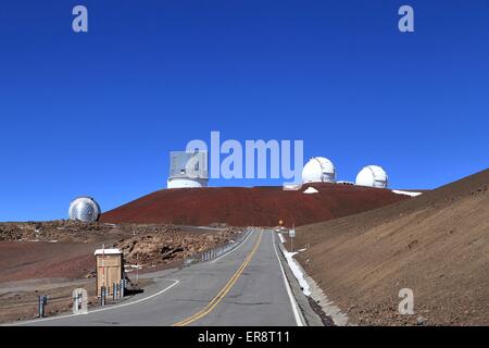 Le Mauna Kea Observatories - une collection indépendante d'installations de recherche astronomique sur la grande île de Hawaii, USA Banque D'Images