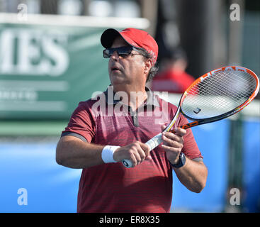 25e Congrès annuel Chris Evert et Raymond James Pro-Celebrity Tennis Classic - Jour 3 avec : Jon Lovitz Où : Delray Beach, Florida, United States Quand : 23 novembre 2014 Crédit : Photographie/WENN.com JLN Banque D'Images