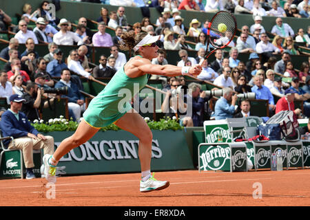 Roland Garros, Paris, France. 29 mai, 2015. Championnats de tennis. Samantha Stosur (aus) perd à Maria Sharapova (rus) en 2 jeux dans le 3ème tour en simple féminin. Credit : Action Plus Sport/Alamy Live News Banque D'Images