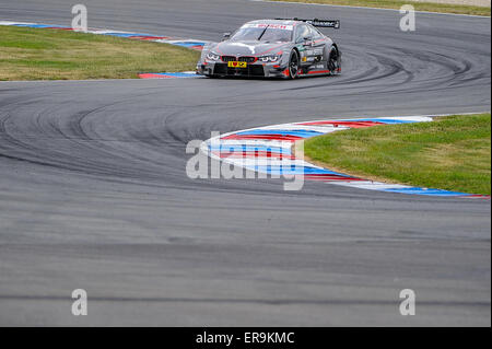 Lausitzring en Allemagne. 29er mai 2015. DTM, Deutsche Tourenwagen Meisterschaft Tom Blomqvist (BMW M4 DTM BMW Team RBM) Crédit 31 : Burghard Schreyer/Alamy Live News Banque D'Images