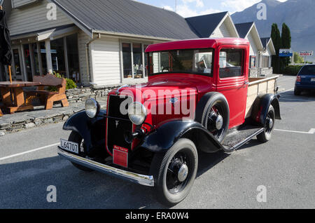 1934 Ford V8 Pick up truck, Glenorchy, Central Otago, île du Sud, Nouvelle-Zélande Banque D'Images