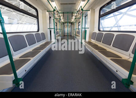 Une nouvelle rame de métro du cerveau de l'intérieur. Banque D'Images