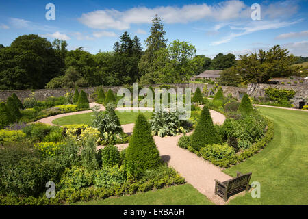 Pays de Galles, Carmarthenshire, Llangathen, Jardins Aberglasney, la partie supérieure jardin clos Banque D'Images