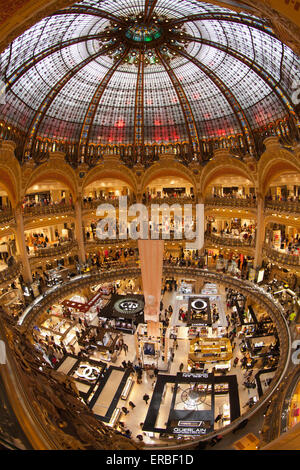 Les galeries lafayette, Paris, France. Banque D'Images