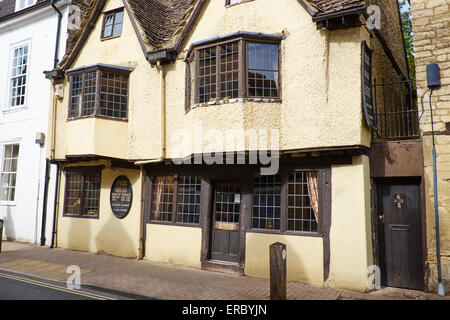 16e siècle lattis et plâtre bâtiment connu sous le nom de Maison de la rue Dollar, Dollar Street Cirencester Gloucestershire UK Banque D'Images