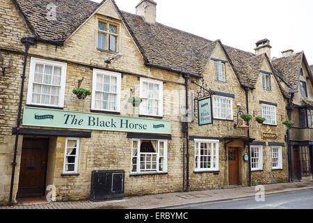 Le cheval noir Public House Castle Street Cirencester Gloucestershire UK Banque D'Images