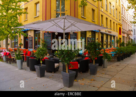 Terrasse de restaurant, Kollwitzplatz, Prenzlauer Berg, Berlin, Allemagne Banque D'Images