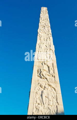 Époque moderne obelisk (1959), la Piazza Guglielmo Marconi, EUR gouvernement et du quartier financier, Rome, Italie Banque D'Images