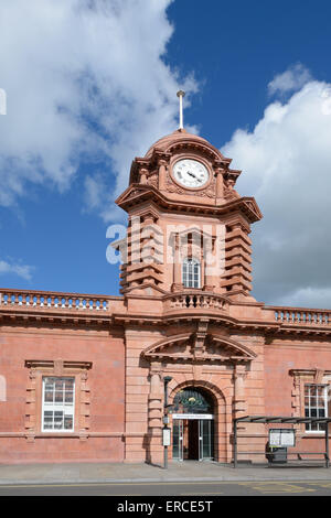 La gare de Nottingham, récemment rénové. Nottingham, Angleterre. Banque D'Images