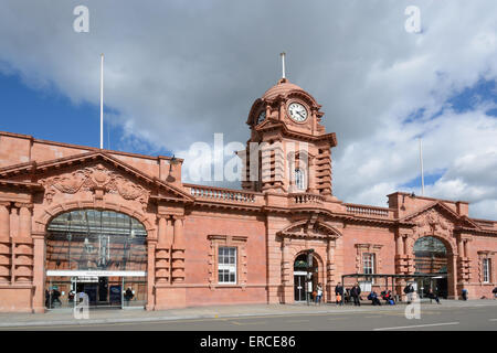 La gare de Nottingham, récemment rénové. Nottingham, Angleterre. Banque D'Images