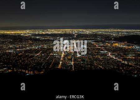 Nuit de l'antenne Laval et du centre-ville de Los Angeles en Californie du Sud. Banque D'Images