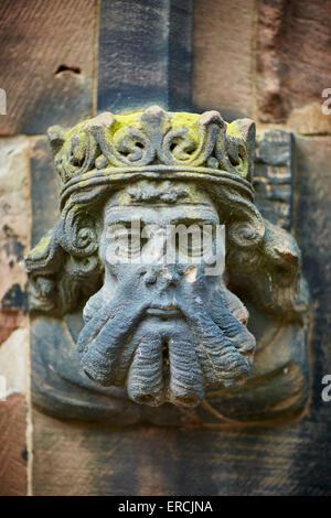 London est une ville et une paroisse civile dans le quartier de Cheshire East et le comté de Cheshire, Angleterre kings head détail Banque D'Images