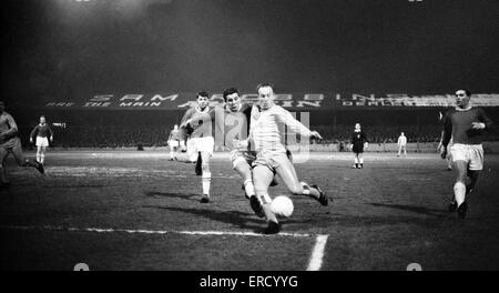 Coventry 4-1 Crewe, FA Cup Replay match à Highfield Road, le lundi 14 février 1966. Banque D'Images