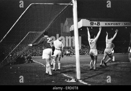 Coventry 4-1 Crewe, FA Cup Replay match à Highfield Road, le lundi 14 février 1966. Banque D'Images