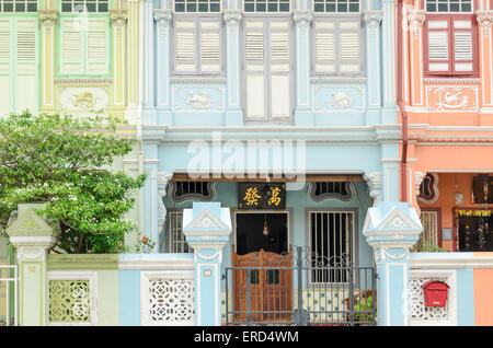 Le baba Nonya shophouse style est un exemple de l'architecture, Peranakan de Singapour. Banque D'Images