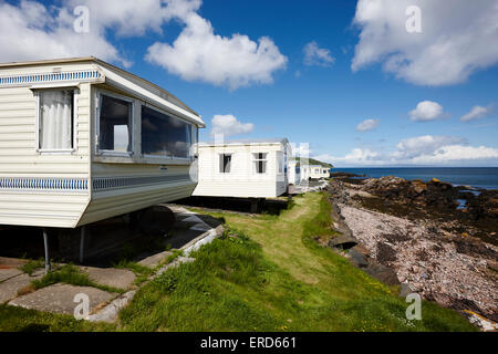 Caravanes statiques mobiles sur Caravan Park Cushendall le comté d'Antrim en Irlande du Nord UK Banque D'Images