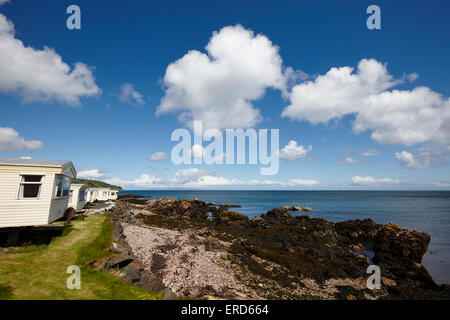 Caravanes statiques mobiles sur Caravan Park Cushendall le comté d'Antrim en Irlande du Nord UK Banque D'Images