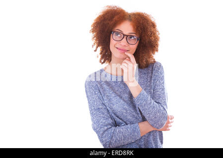 Young african american woman looking up, isolé sur fond blanc Banque D'Images