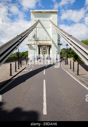 Soutien de l'est tour du pont suspendu de Clifton Bristol UK enveloppé dans du plastique pour les travaux de réparation 2015 Banque D'Images