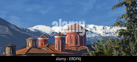 St Stephen's monastery est la plus accessible des six qui restent sur les rochers des météores, en Thessalie, Grèce Banque D'Images