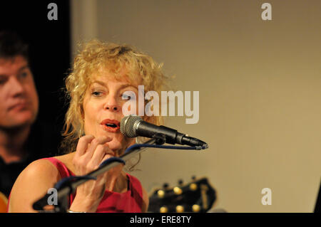 Judy Carmichael - pianiste de jazz au Club Concorde, Southampton, Royaume-Uni, le 4 février 2009. Banque D'Images