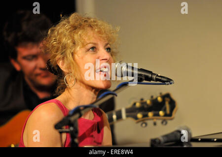 Judy Carmichael - pianiste de jazz au Club Concorde, Southampton, Royaume-Uni, le 4 février 2009. Banque D'Images