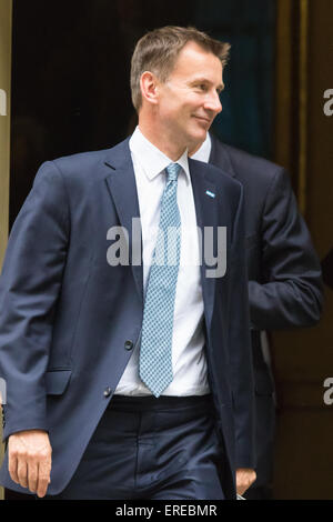 Downing Street, Londres, 2 juin 2015. Secrétaire de la santé feuilles Jeremy Hunt 10 Downing Street après la réunion hebdomadaire du Cabinet. Crédit : Paul Davey/Alamy Live News Banque D'Images