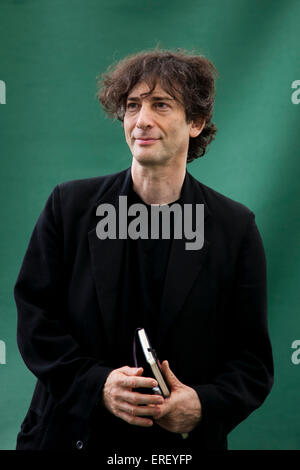 Neil Gaiman au Edinburgh International Book Festival 2011. L'écrivain anglais primé : 10 novembre 1960 - . Banque D'Images