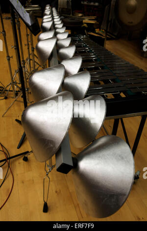 Aluphone, instrument à percussion en métal faite au Danemark. Comme utilisé dans la cérémonie d'ouverture des Jeux Olympiques de 2012, Londres, Royaume-Uni. Banque D'Images