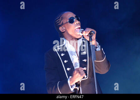 Lemar- portrait de la chanteuse de R&B britannique et auteur-compositeur effectuant à Carling Apollo, Londres, Royaume-Uni, le 9 avril 2007. Banque D'Images