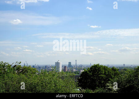 Une vue sur les toits de Londres par le Parlement Hiill Banque D'Images