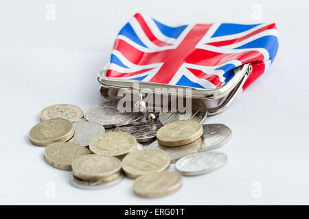Drapeau de l'Union avec la bourse d'argent monnaie sterling en espèces Banque D'Images