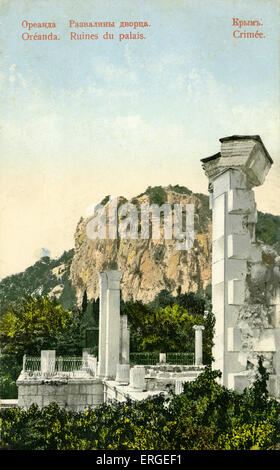 Ruines d'un palais à l'Oreanda en Crimée. L'Ukraine moderne de jour. Au début du xxe siècle. Banque D'Images