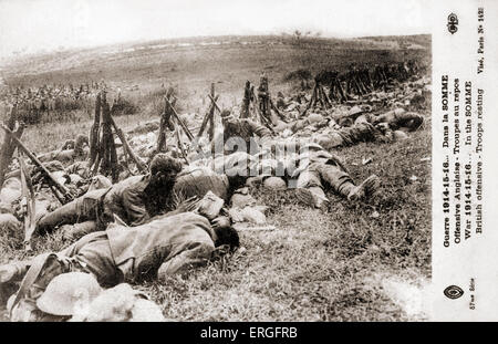 Les troupes britanniques se reposant dans la Somme, c. 1914- 1916 au cours de la Première Guerre mondiale, Front de l'ouest de la France. Banque D'Images