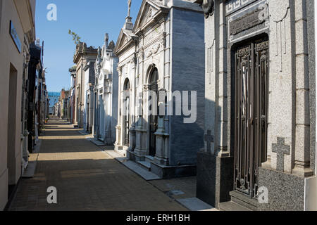 Rangée de mausolées du cimetière de Recoleta Buenos Aires Argentine Banque D'Images