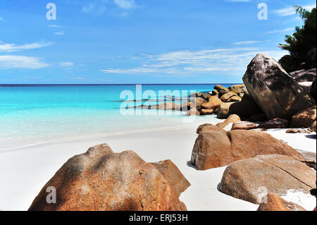 Anse Georgette, plage sur l'île de Praslin, Seychelles Banque D'Images